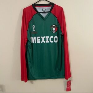NWT Mexico 2022 FIFA World Cup Qatar Men's Large Long Sleeve Soccer Shirt
